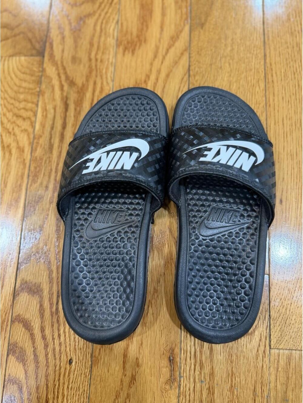 Nike Black Slide Sandals Size 10 Comfortable Casual